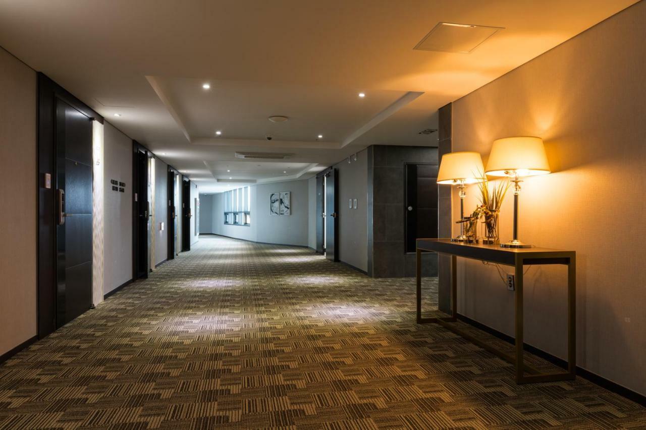 Co-Op City Hotel Harborview Согвипхо Экстерьер фото